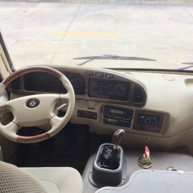 7 मीटर 25 सीटर डीजल ट्रांसपोर्टेशन कोस्टर बस, यूरो 4 उत्सर्जन और लीफ स्प्रिंग सस्पेंशन के साथ