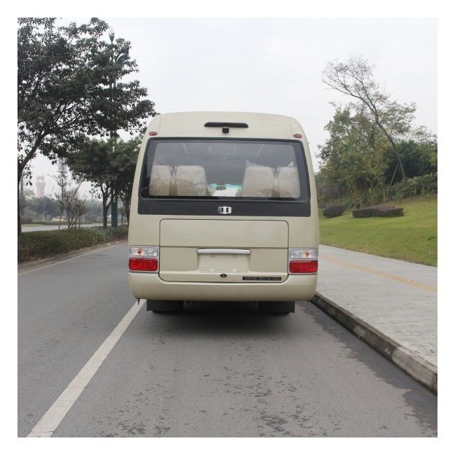 19 सीटों वाली यूरो 4 और मैनुअल 5 स्पीड ट्रांसमिशन वाली 6 मीटर डीजल कोस्टर बस